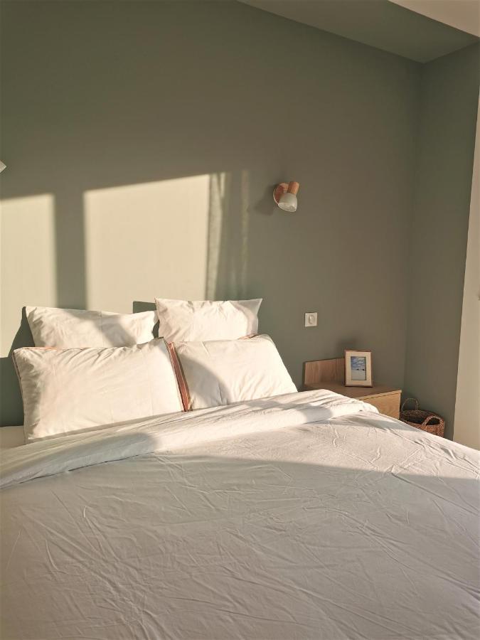 Au Jardin Des Deux Roches Bed and Breakfast Prissé Exteriör bild